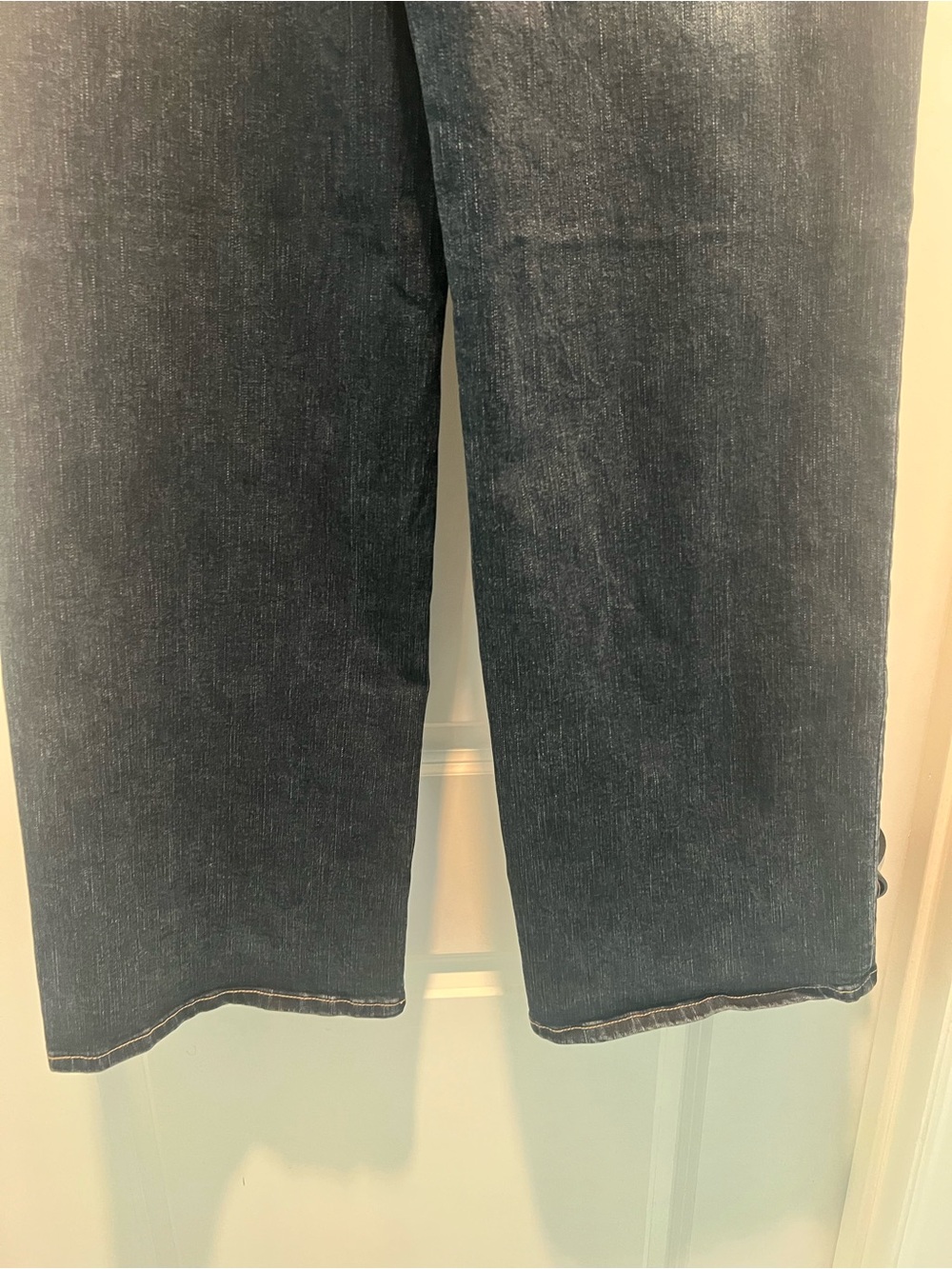 Beautiful NEW AKIRA Ash Black Straight-Leg Jeans, Multicolor Gem Embellishments - Picture 9 of 12